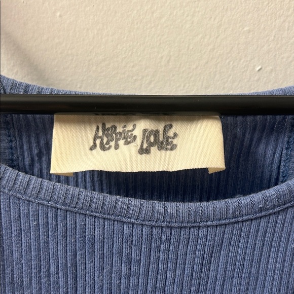 Blue Ribbed Tank Top - Picture 2 of 3